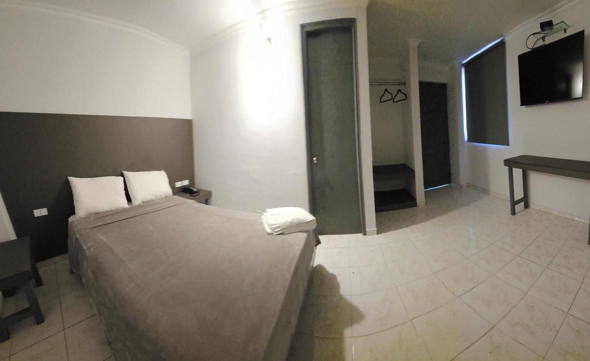 Hotel Montreal パナマ・シティー エクステリア 写真